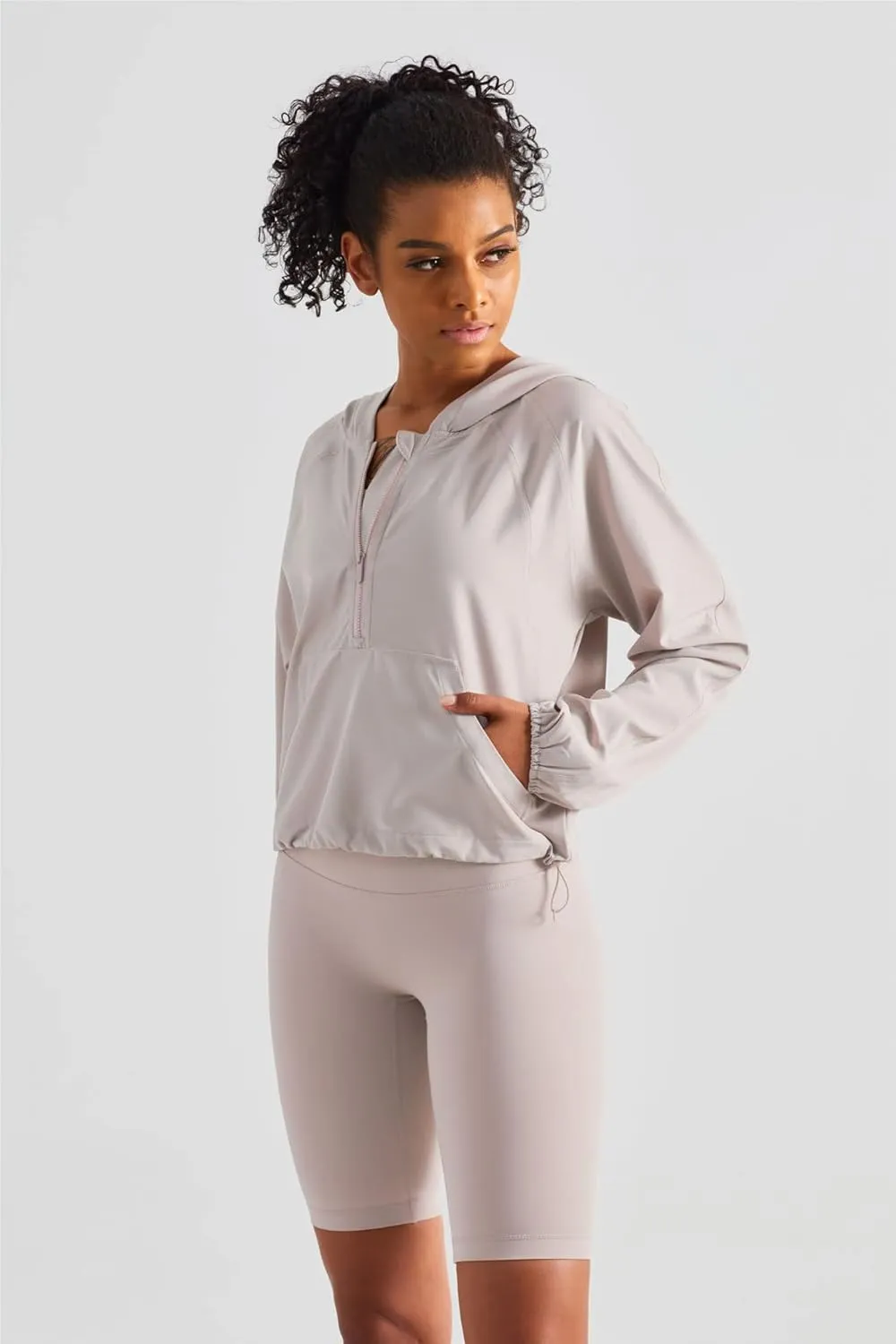 altiland Lightweight Workout Jacket for Women, Cropped Athletic Gym Running Hoodie, UV Protection Half Zip Pullover UPF 50