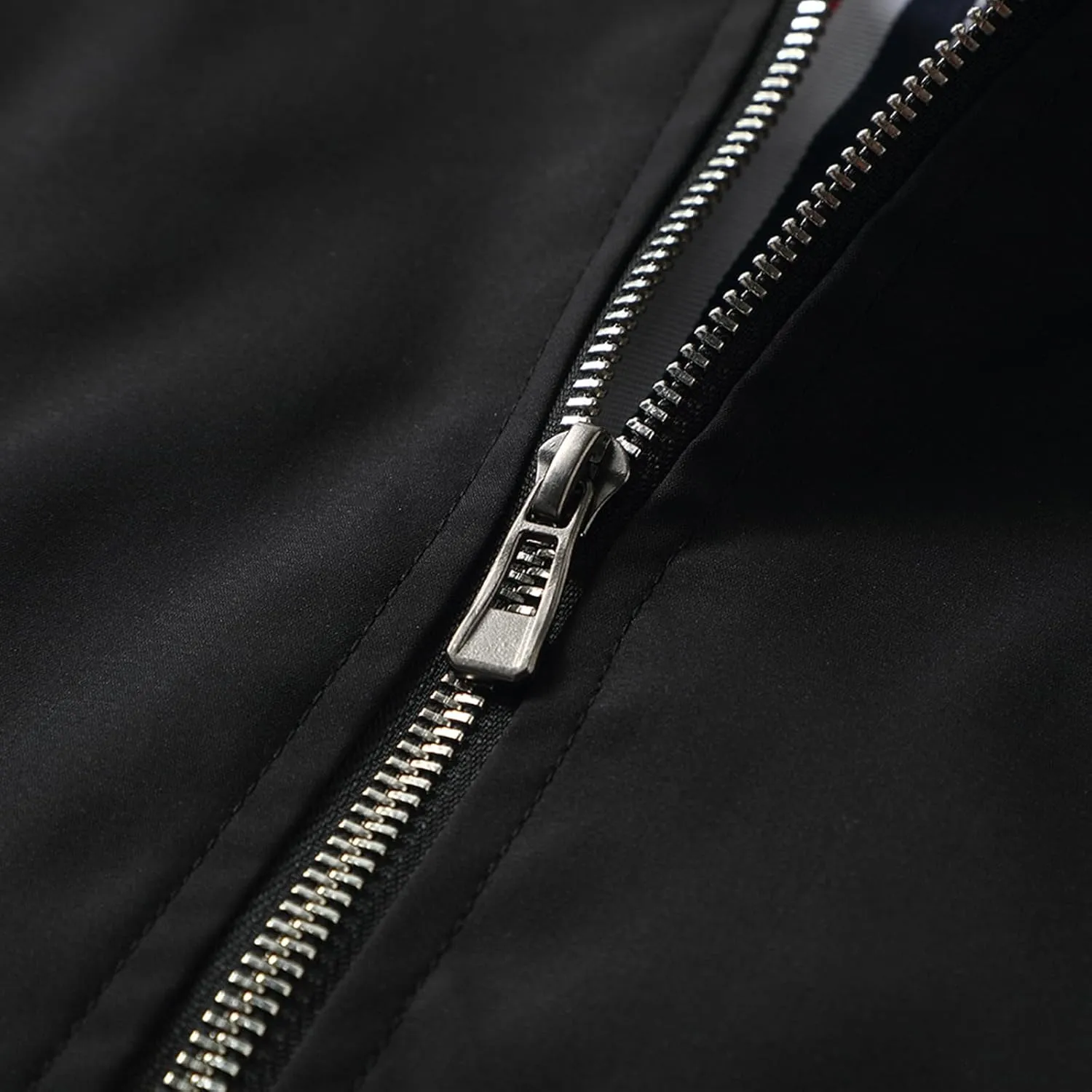 Mens Lightweight Bomber Jacket Casual Windbreaker Zip Up Coat with Pockets for Spring Fall