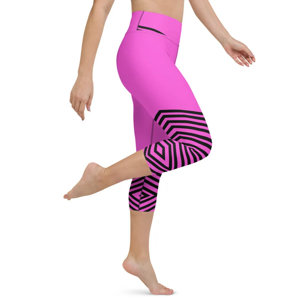 Pink Striped Yoga Capri Leggings, Modern Sporty Women's Capri Tights-Made in USA/EU