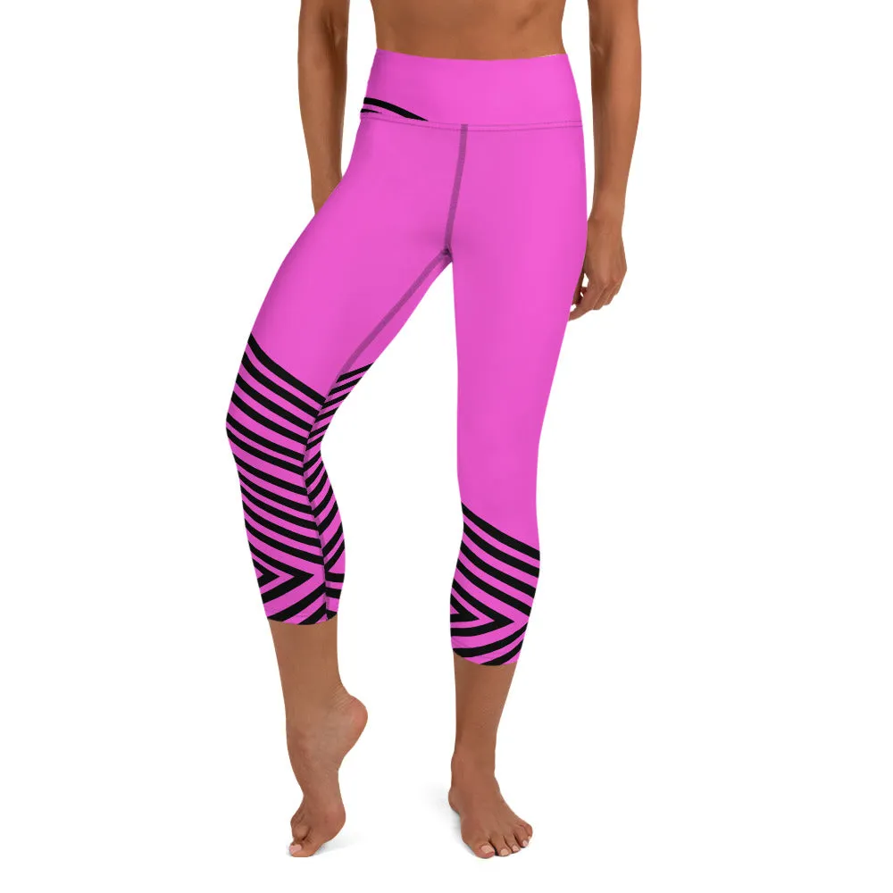 Pink Striped Yoga Capri Leggings, Modern Sporty Women's Capri Tights-Made in USA/EU