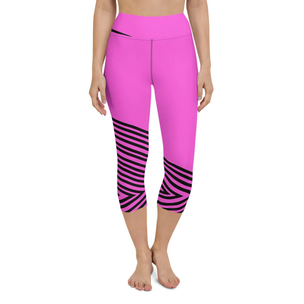 Pink Striped Yoga Capri Leggings, Modern Sporty Women's Capri Tights-Made in USA/EU
