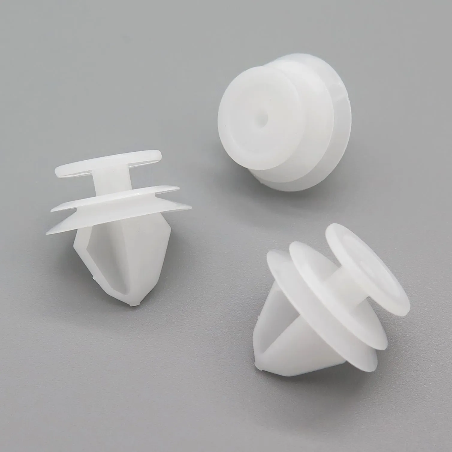 Side Skirt & Trim Moulding Clip, White, Volvo 30648141