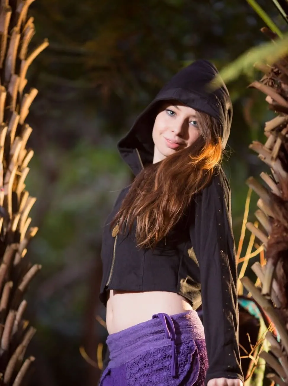 Venus Cropped Sweater - Black