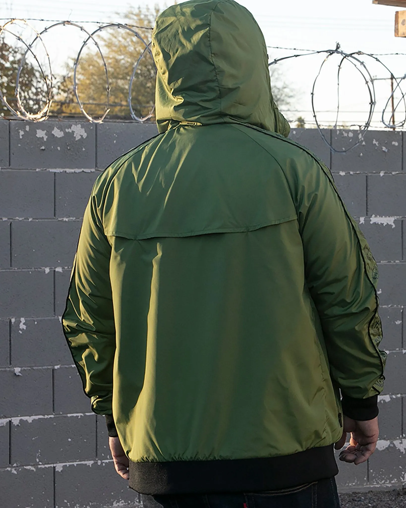 Waterfront Windbreaker - O.D. Green