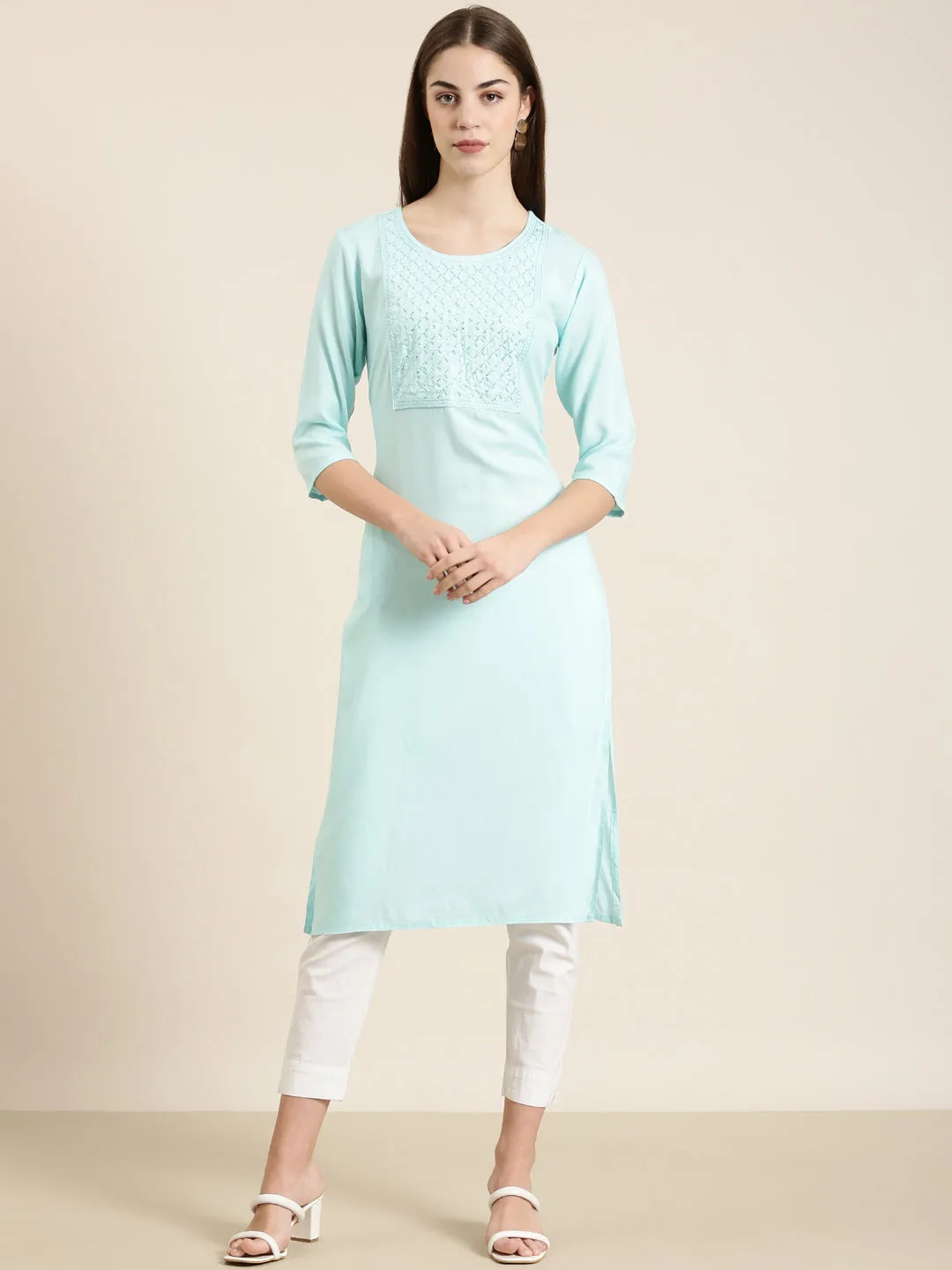 Women Blue Solid Straight Kurta